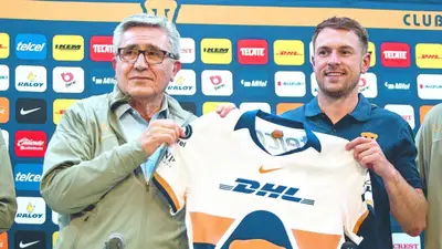 Aaron Ramsey-Pumas / Foto: Pumas