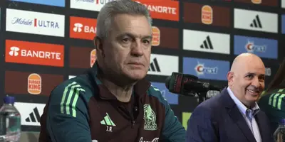 Aguirre en confe de prensa. Foto: Record