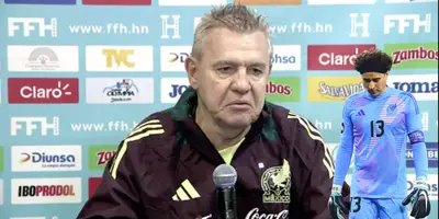 Aguirre en confe de prensa. Foto: TUDN