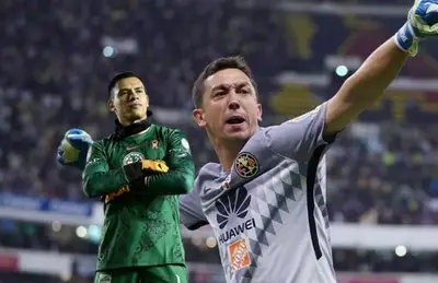Agustín Marchesín y Luis Malagón/Foto Mundo Deportivo.