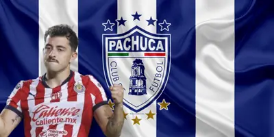 Alan Mozo junto al escudo del Club Pachuca / FOTO ESTO