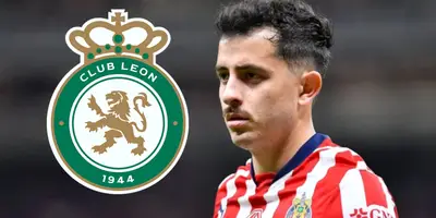 Alan Mozo junto al logo del Club León / FOTO TV AZTECA