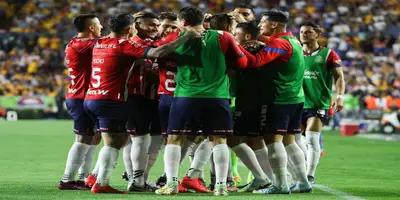 Alan Mozo, ‘Oso’ González, Ronaldo Cisneros y ‘Piojo’ Alvarado fueron los jugadores destacados del ‘Rebaño’