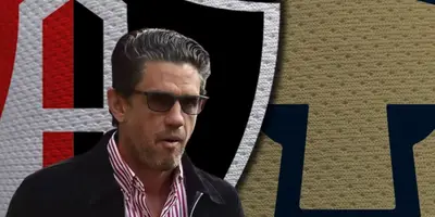 Alejandro Irarragorri junto a escudos de Atlas y Pumas / FOTO DIARIO AS