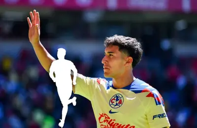 Alejandro Zendejas despidiéndose /Foto El Universal.