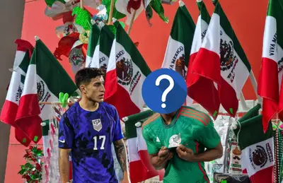 Alejandro Zendejas y futbolista de México con el rostro tapado/Foto Telediario.