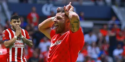 Alexis Vega celebrando en partido con el Toluca. Foto: Toluca