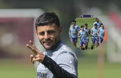 Alexis Vega saludando y jugadores del América/Foto Toluca.