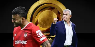 Alexis Vegas junto a Javier Aguirre / FOTO FUTBOL TOTAL