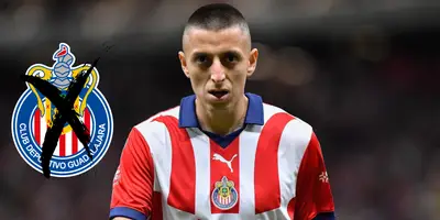 Alvarado en partido con Chivas. Foto: Marca