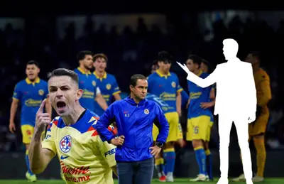 Álvaro Fidalgo gritando, André Jardine y a su lado una silueta/ Foto W Deportes.