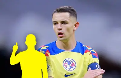 Álvaro Fidalgo y silueta de futbolista haciendo ok/ Foto Mundo Deportivo.