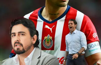 Amaury Vergara, Fernando Gago y camiseta de Chivas/Foto Debate.