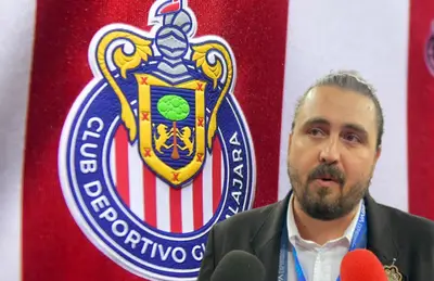 Amaury Vergara hablando y escudo de Chivas/Foto El Universal.