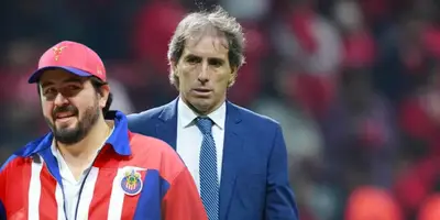 Amaury Vergara junto a Guillermo Almada / FOTO GETTY IMAGES