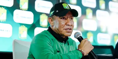 Ambriz en conferencia. Foto: Club León