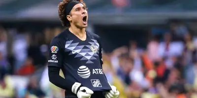 América tenía al mejor portero mexicano de la historia y lo dejó ir con Guillermo Ochoa.