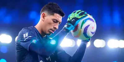 Andrada en calentamiento con Rayados. Foto: Daylimotion