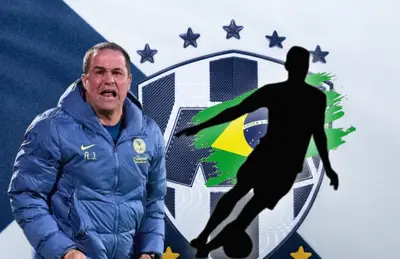 André Jardine molesto y jugador en forma de silueta y bandera de Brasil/Foto Rayados.