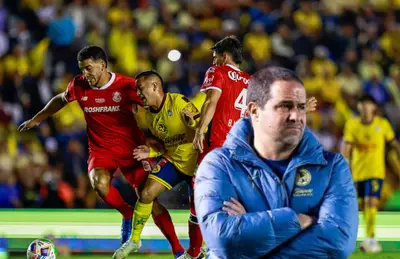 André Jardine y jugadores de Toluca y América/ Foto ESTO.