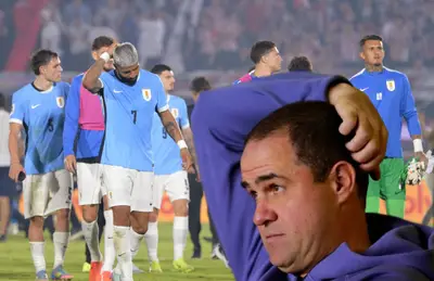 André Jardine y jugadores de Uruguay, entre ellos, Rodrigo Aguirre/ Foto Daniel Duarte AFP Fotos.