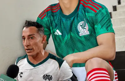 Andrés Guardado hablando y jugador mexicano detrás/ Foto TUDN.