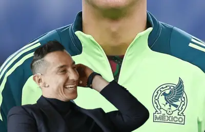 Andrés Guardado riendo y jugador de la Selección Mexicana/Foto Línea Directa.