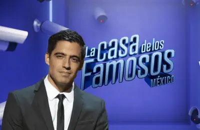 Andrés Vaca y logo de La Casa de los Famosos/Foto Televisa.
