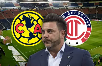 Antonio Mohamed y escudos del América y Toluca/ Foto Excélsior.