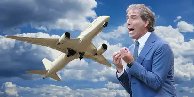 Avión en vuelo, tomado de Canva, con Almada al frente