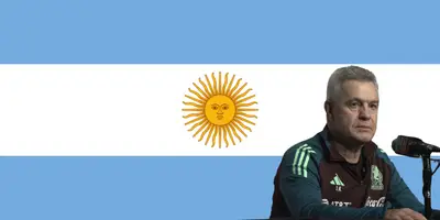 Bandera de Argentina tomada de Canva, con Aguirre al frente