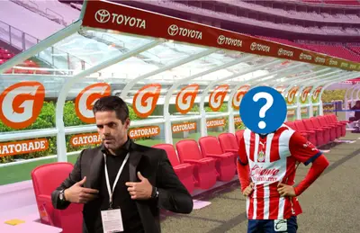 Banquillo de Chivas, Fernando Gago y un futbolista de Chivas/ Foto Milenio.