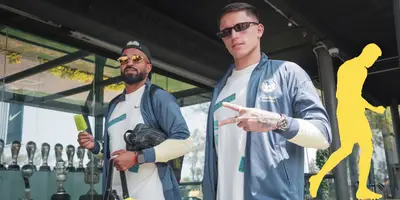 Brian y Aguirre rumbo a GDL. Foto; Club América