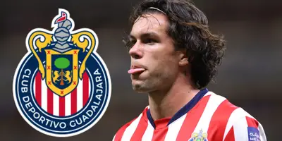 Cade Cowell junto al escudo de Chivas / FOTO GOAL