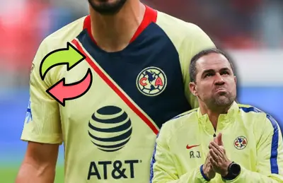 Camiseta del América y André Jardine frotando las manos/Foto Récord.