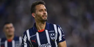 Canales en partido. Foto: Excélsior