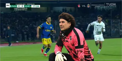Captura de pantalla del Pumas vs América, tomada de TUDN.