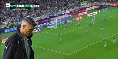 Captura de pantalla tomada de TUDN, de la falla de Brandon Vázquez