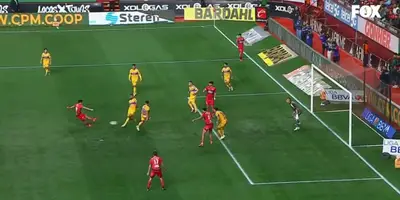 Captura de Somos FOX del gol de Mora