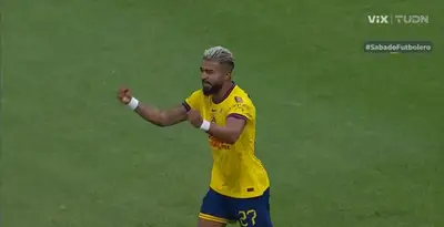 Captura de TUDN del gol de Aguirre