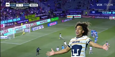Captura de TUDN del gol de Carrasquilla