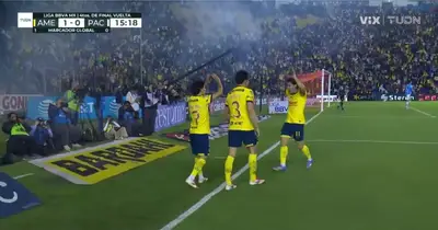 Captura de TUDN del gol de Zendejas