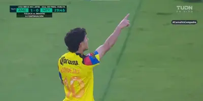 Captura de TUDN del gol de Zendejas