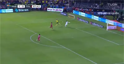 Captura del gol de TUDN del doblete de Aguirre