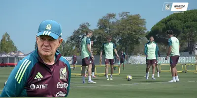 Captura tomada de Selección Mexicana, con Aguirre al frente