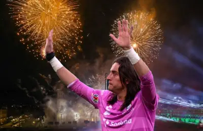 Carlos Acevedo entre fuegos artificiales/Foto Potisonoticias.com