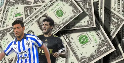 Carlos Vela con el jersey de Rayados y con el jersey del LAFC / FOTO X