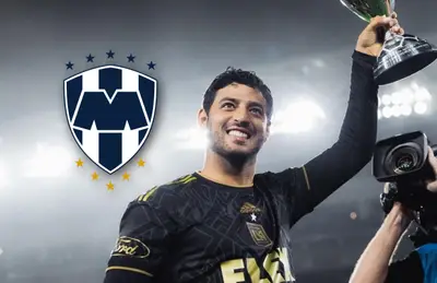 Carlos Vela y logo de Rayados/Foto Milenio.