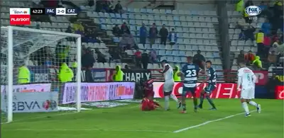 Cayeron dos goles en tres minutos, uno por bando, pero Kevin Mier y Ditta hicieron uno de los osos del torneo tras mala comunicación.