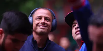 CH14 en llegada a partido. Foto: Chivas